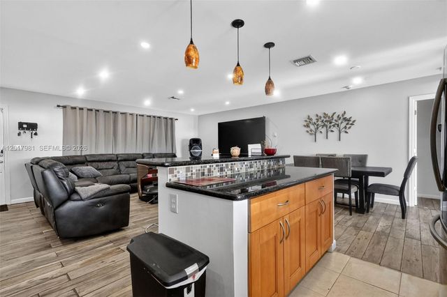 2625 Utopia Dr, Miramar, FL 33023