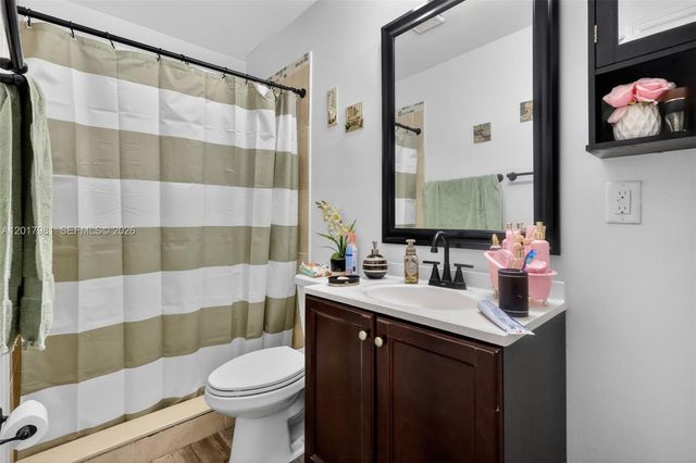 2625 Utopia Dr, Miramar, FL 33023