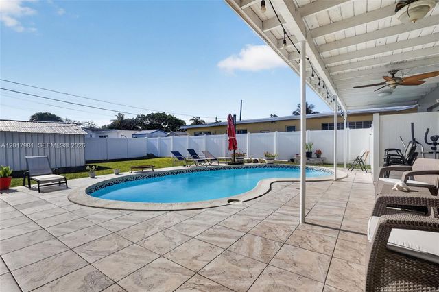 2625 Utopia Dr, Miramar, FL 33023