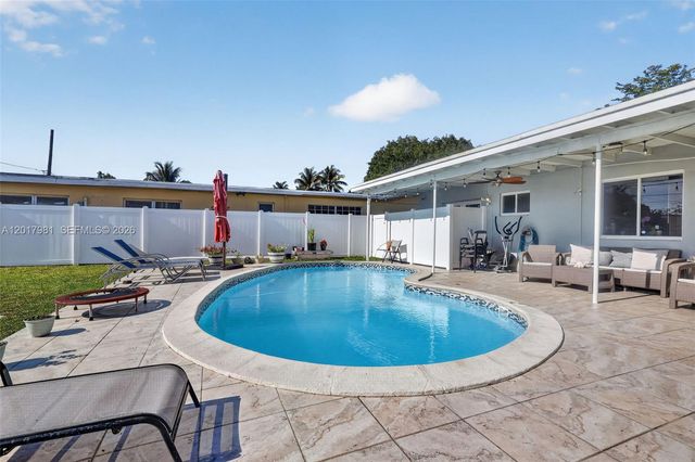 2625 Utopia Dr, Miramar, FL 33023