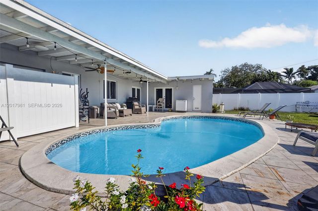 2625 Utopia Dr, Miramar, FL 33023