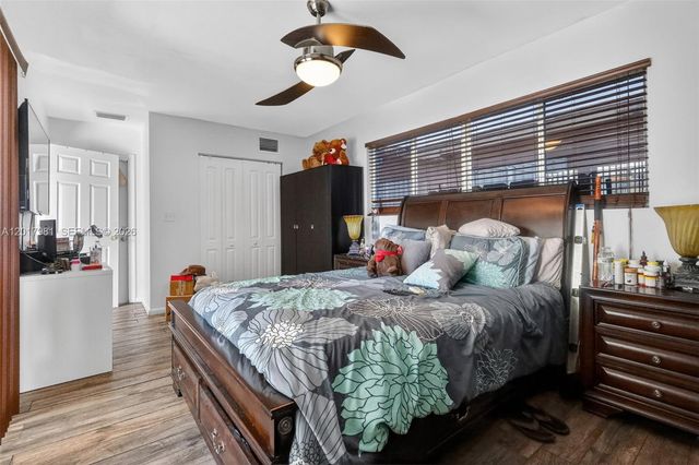 2625 Utopia Dr, Miramar, FL 33023