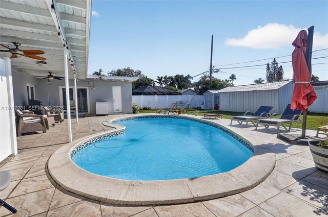 2625 Utopia Dr, Miramar, FL 33023