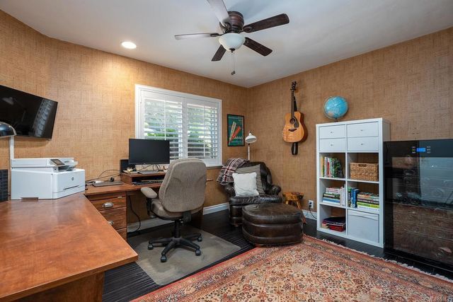 11021 VALLEY LIGHTS DR, El Cajon, CA 92020