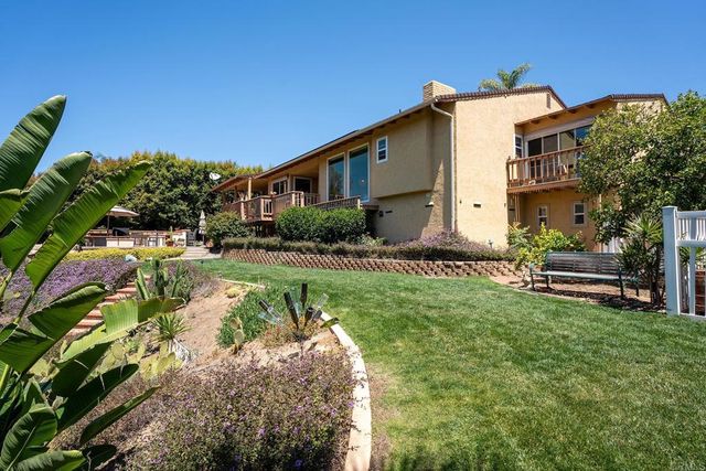 11021 VALLEY LIGHTS DR, El Cajon, CA 92020