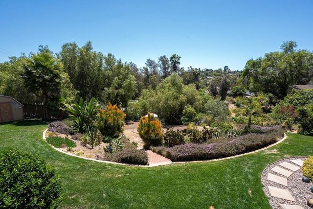 11021 VALLEY LIGHTS DR, El Cajon, CA 92020