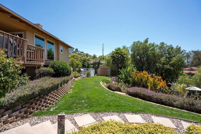11021 VALLEY LIGHTS DR, El Cajon, CA 92020