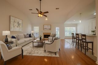 10538 N ASHGLEN CIR N, Collierville, TN 38017