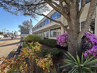 655 Main Street, East Greenwich, RI 02818