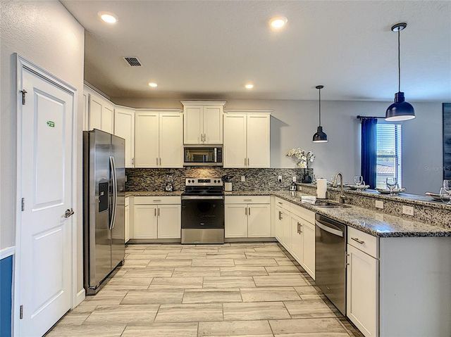1491 ROLLING FAIRWAY DRIVE, Davenport, FL 33896