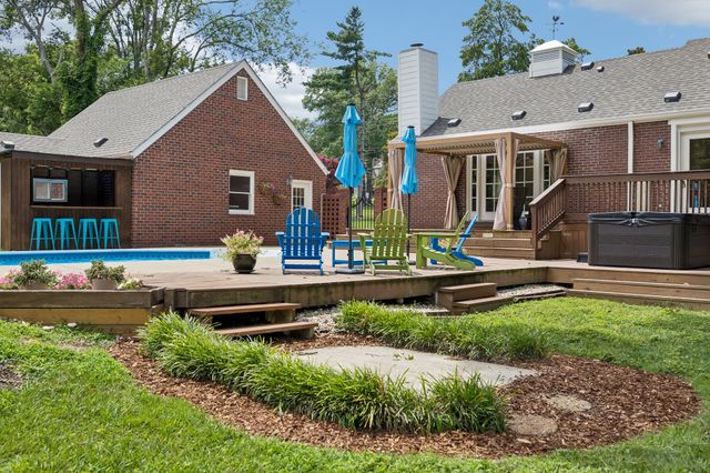 4000 Crestridge Dr, Nashville, TN 37204