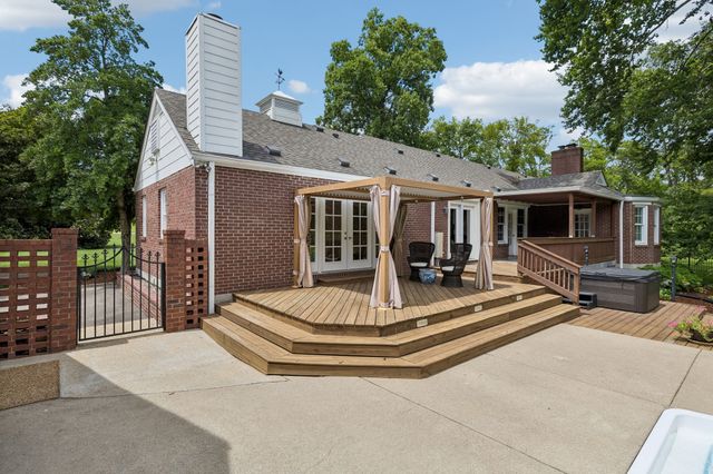 4000 Crestridge Dr, Nashville, TN 37204