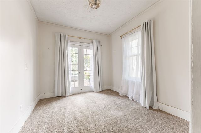 901 Main Street, East Rochester, NY 14445