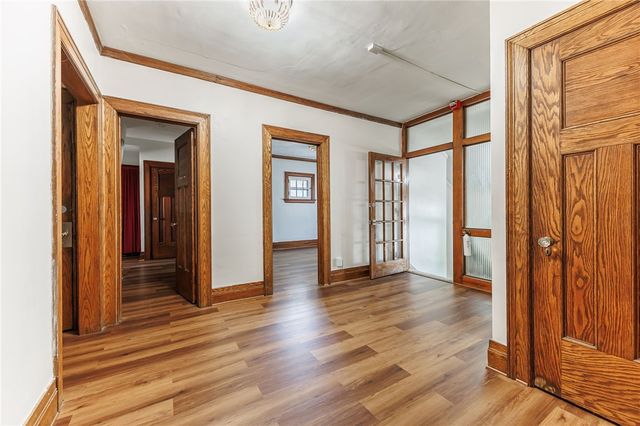 901 Main Street, East Rochester, NY 14445