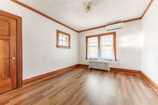 901 Main Street, East Rochester, NY 14445