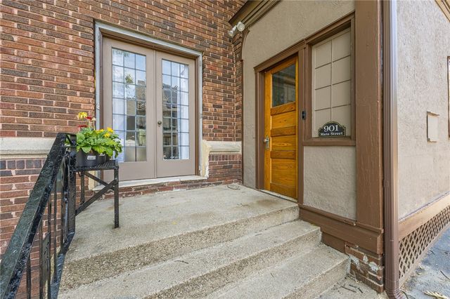 901 Main Street, East Rochester, NY 14445
