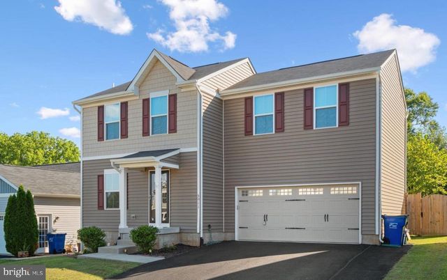 5011 GODWINS LANDING DR, Remington, VA 22734