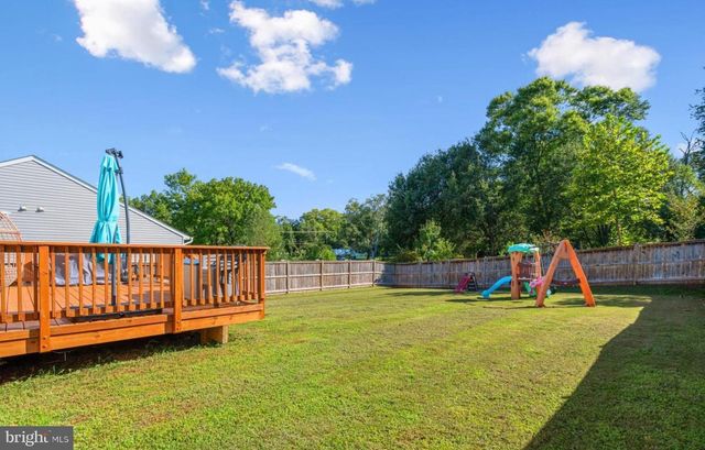 5011 GODWINS LANDING DR, Remington, VA 22734