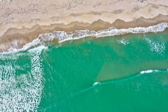 5061 N Highway A1a 404, Hutchinson Island, FL 34949