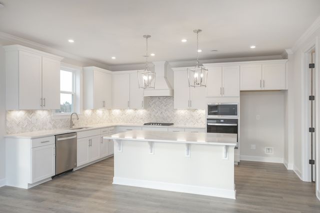 978 Champions Circle, Mount Juliet, TN 37122