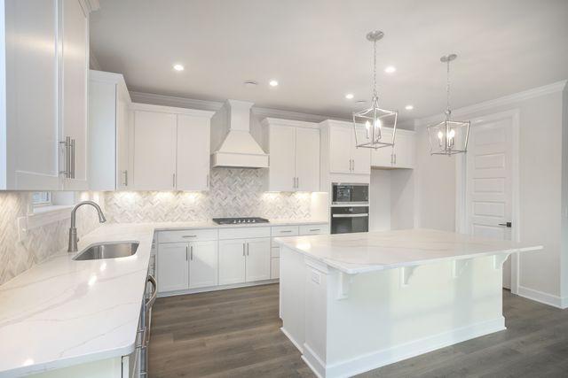 978 Champions Circle, Mount Juliet, TN 37122