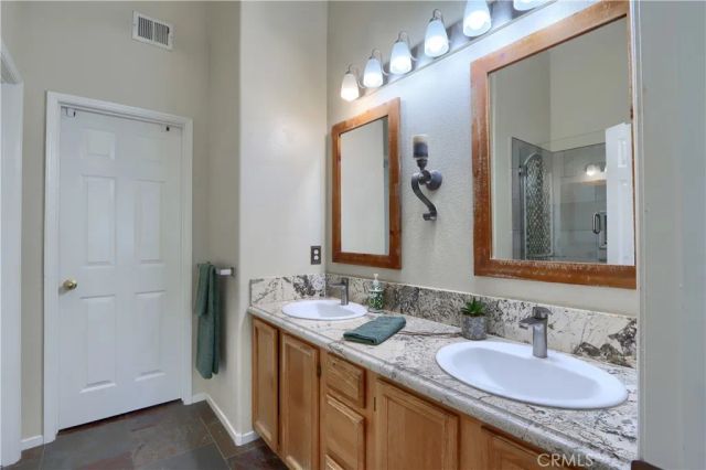 7440 N Wheeler N, Fresno, CA 93722