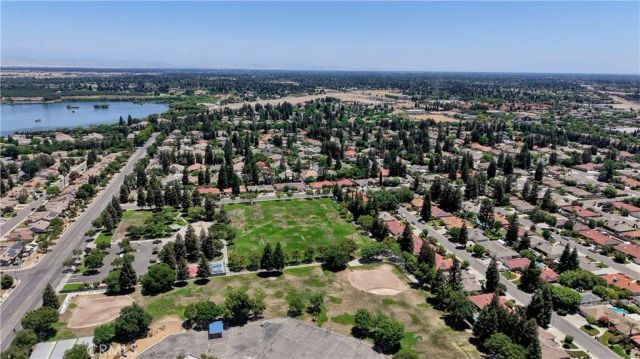 7440 N Wheeler N, Fresno, CA 93722