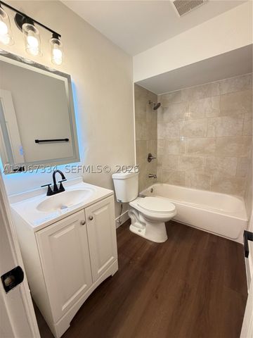 9902 Hammocks Blvd 102-60, Miami, FL 33196