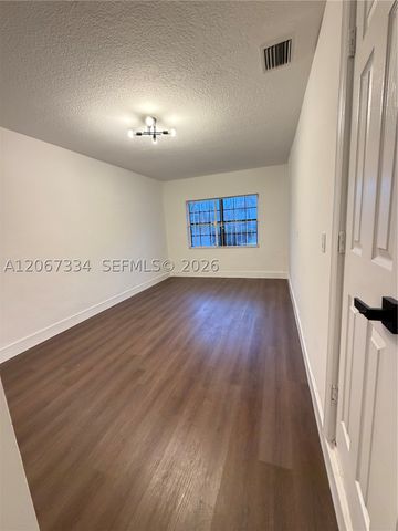 9902 Hammocks Blvd 102-60, Miami, FL 33196