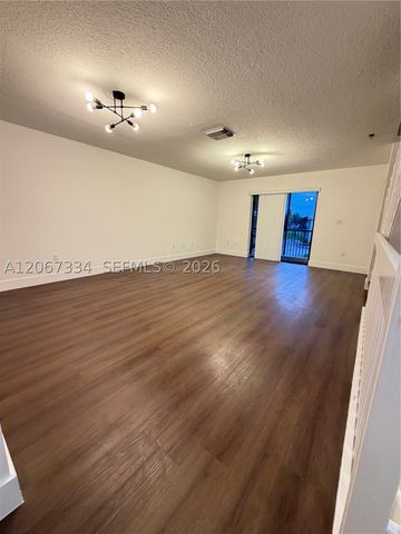 9902 Hammocks Blvd 102-60, Miami, FL 33196