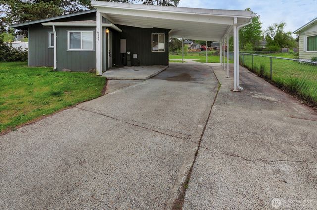 16537 Mimosa Court SE, Yelm, WA 98597