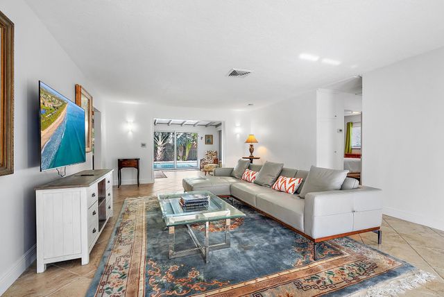 253 Costello Road, West Palm Beach, FL 33405