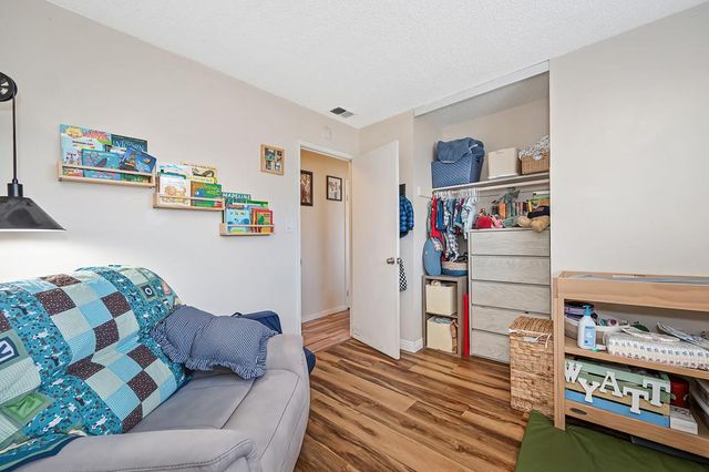 9309 Henley Way, Sacramento, CA 95826