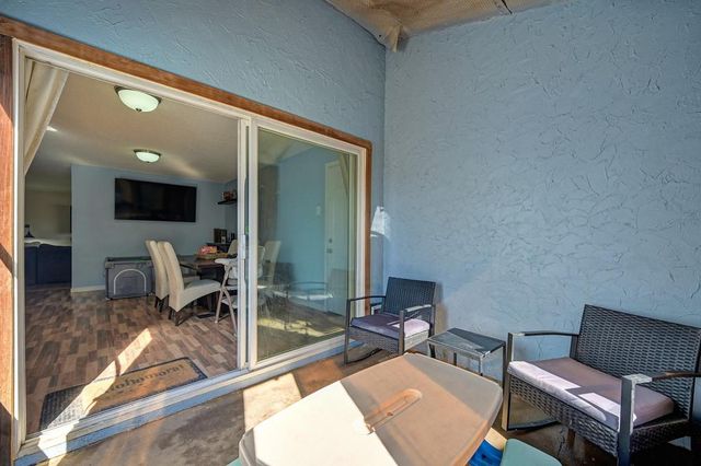 9309 Henley Way, Sacramento, CA 95826