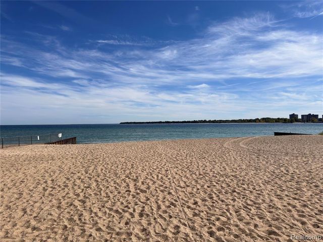 3142 Wright Street, Port Huron, MI 48060