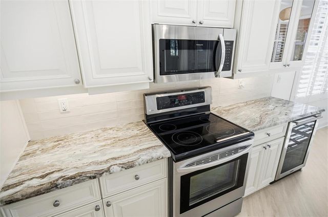 16 VILLAGE VIEW WAY, Palm Coast, FL 32137