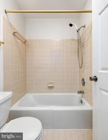 123 HUCKLEBERRY DR, La Plata, MD 20646