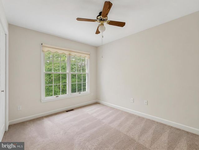 123 HUCKLEBERRY DR, La Plata, MD 20646