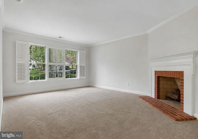 123 HUCKLEBERRY DR, La Plata, MD 20646