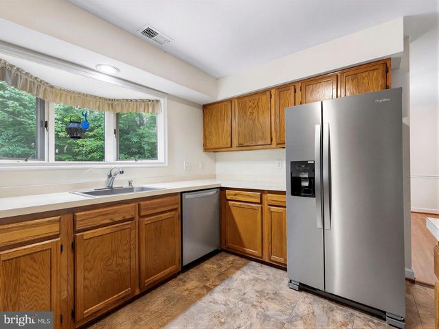 123 HUCKLEBERRY DR, La Plata, MD 20646