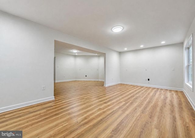 123 HUCKLEBERRY DR, La Plata, MD 20646
