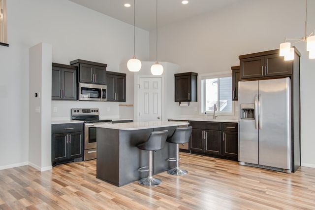 1234 Highland Lane W, West Fargo, ND 58078