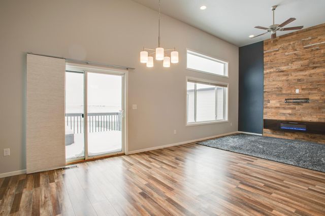 1234 Highland Lane W, West Fargo, ND 58078