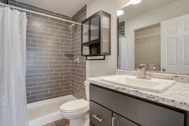 1234 Highland Lane W, West Fargo, ND 58078