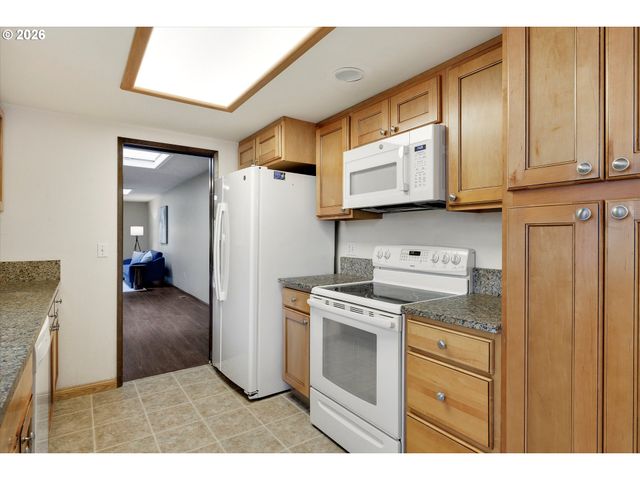 9410 Sw BRENTWOOD Pl, Portland, OR 97224