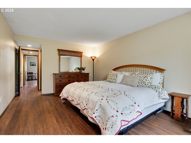 9410 Sw BRENTWOOD Pl, Portland, OR 97224