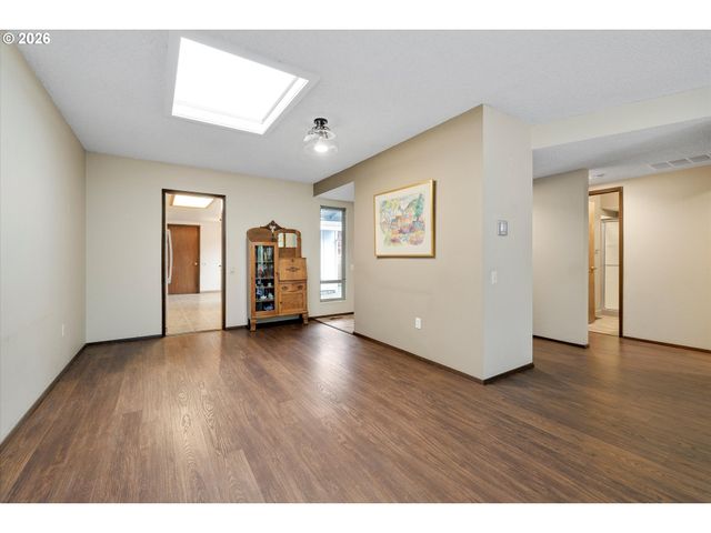 9410 Sw BRENTWOOD Pl, Portland, OR 97224