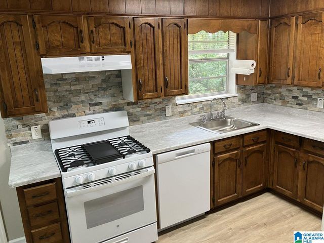 237 DRAGLINE LANE, Leeds, AL 35094
