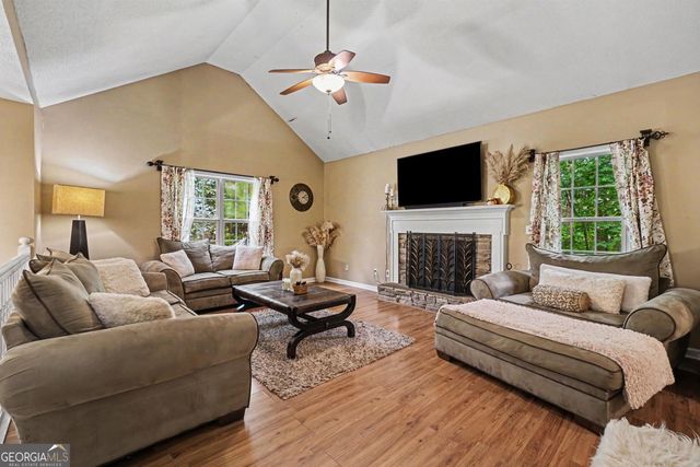 306 Queensbury Walk, Acworth, GA 30102