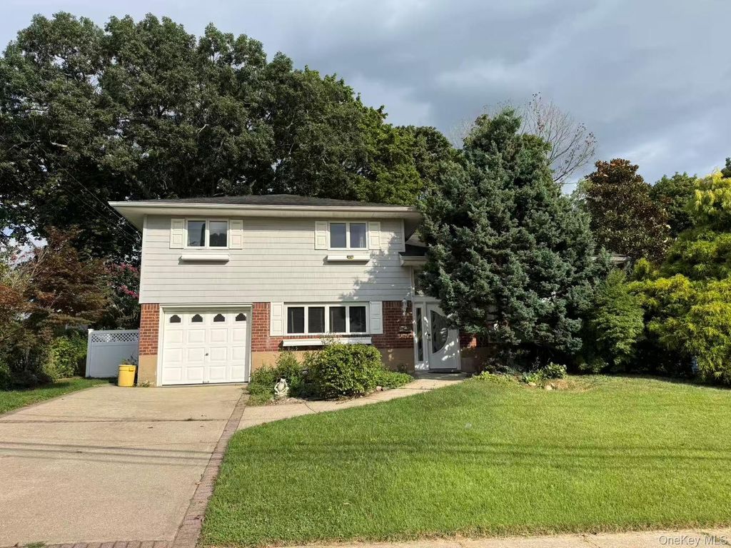 7 5th Place, Syosset, NY 11791 — exterior